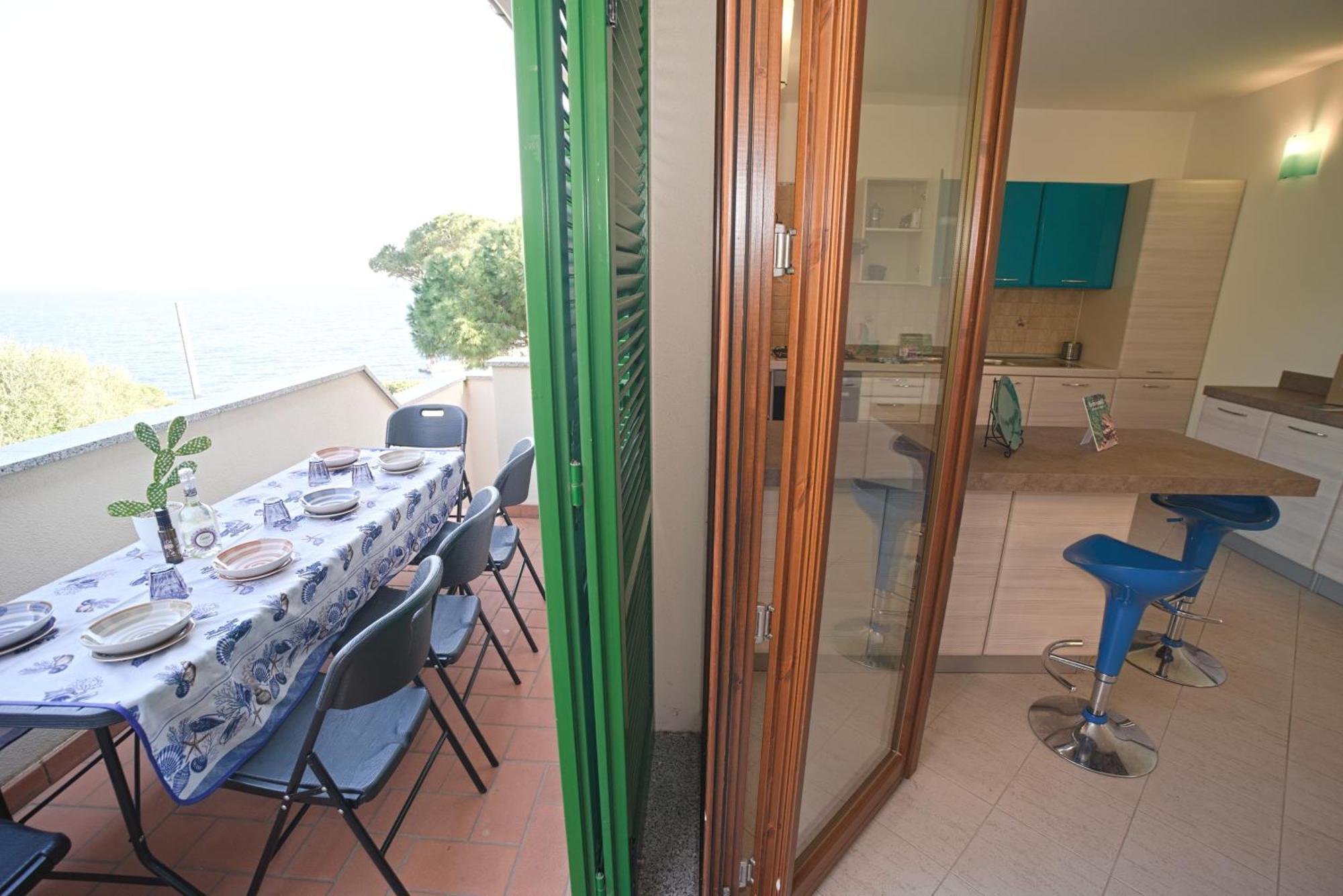 Con Vista Mare E Parcheggio Giglio Porto